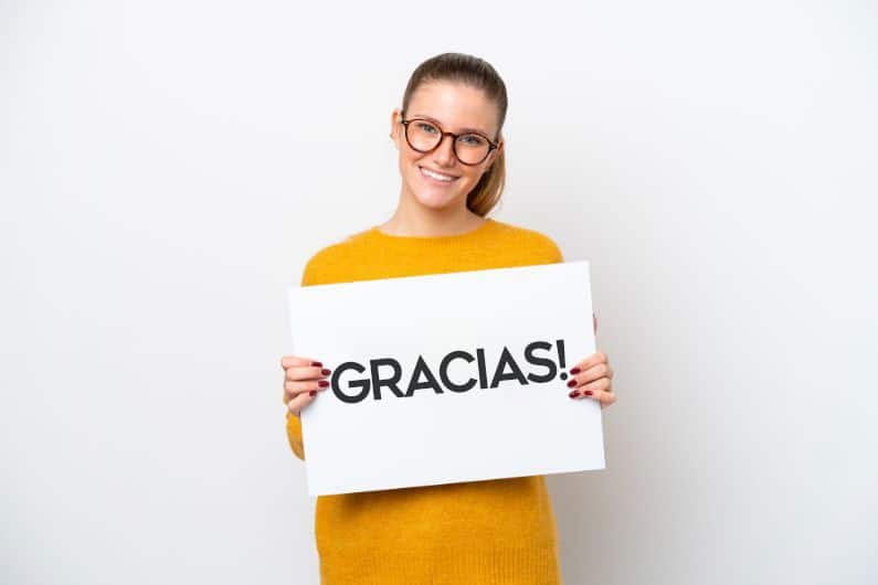 Gracias 3 Gracias por ponerte en contacto con BeTranslated