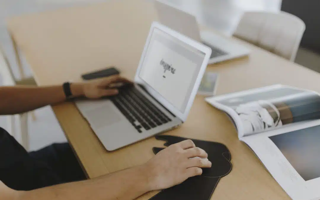 Crea tu portafolio online en minutos: 3 servicios ideales para traductores y copywriters