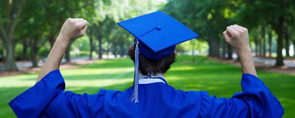 títulos universitarios